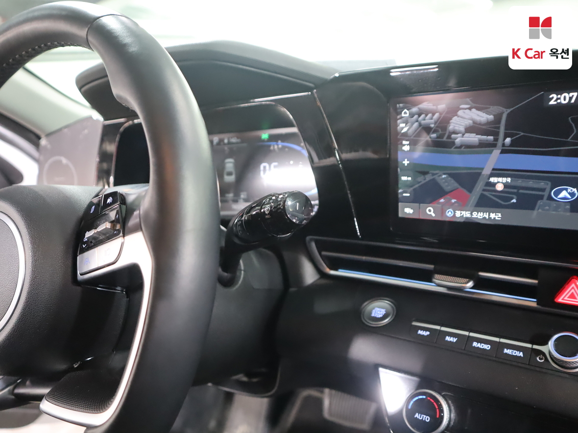 Hyundai Elantra 2024 - Image 11