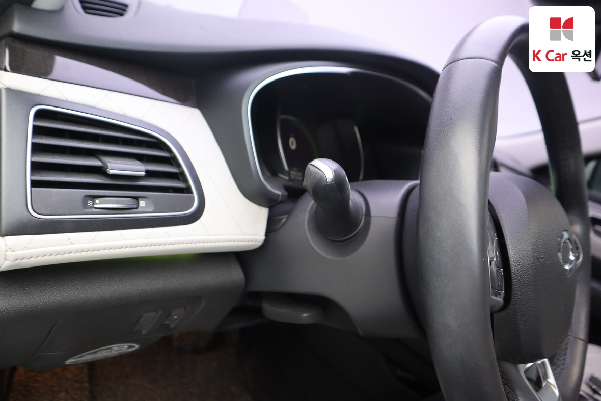 Renault Samsung SM6 2016 - Image 9