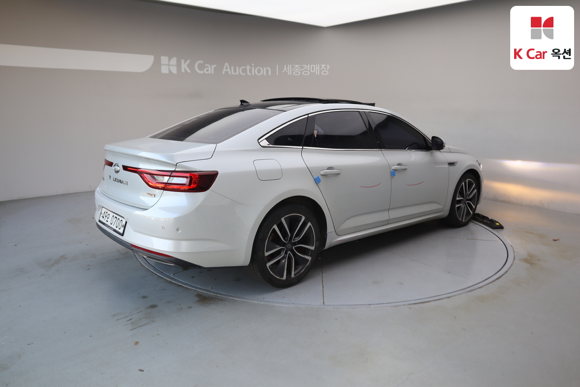 Renault Samsung SM6 2016 - Image 2