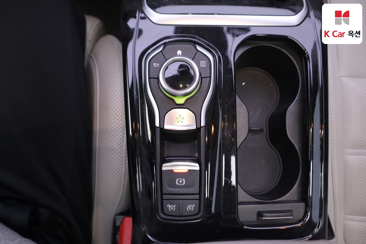 Renault Samsung SM6 2016 - Image 17