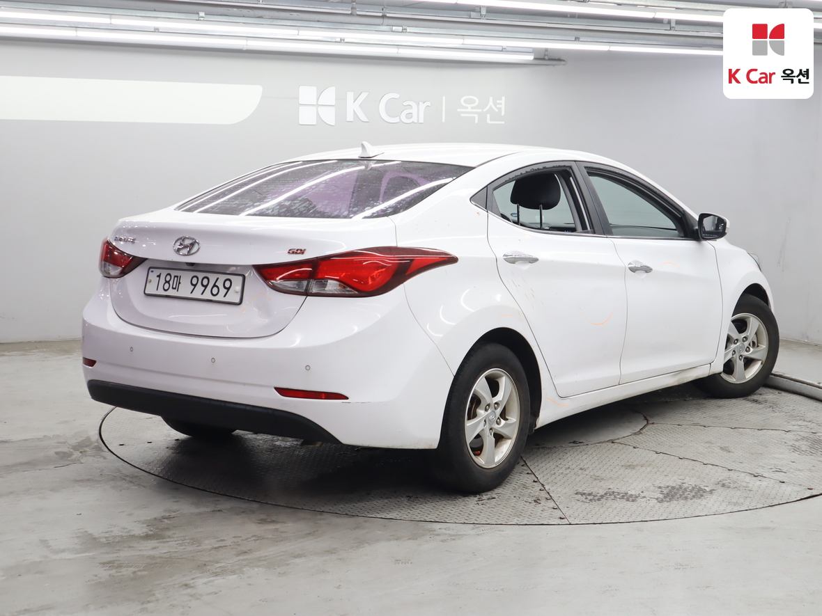 هيونداي إلانترا 2015 - صورة 2