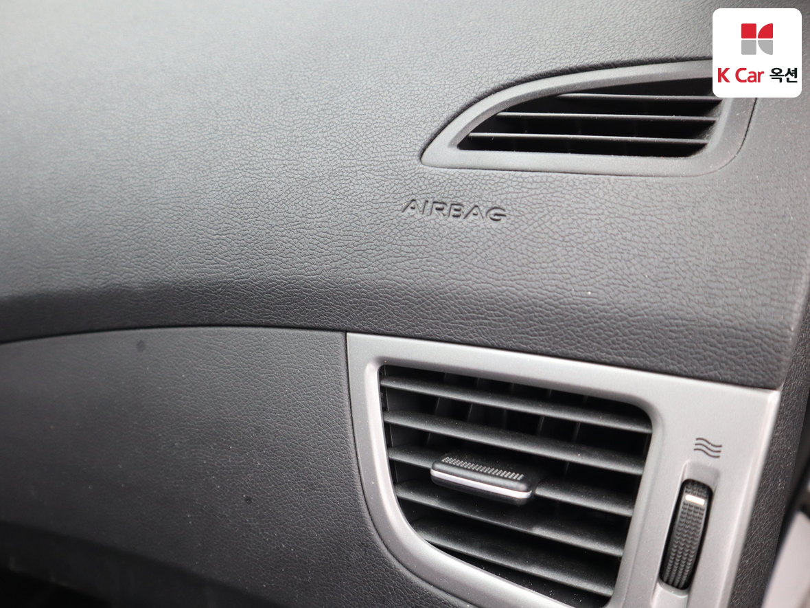 هيونداي إلانترا 2015 - صورة 28