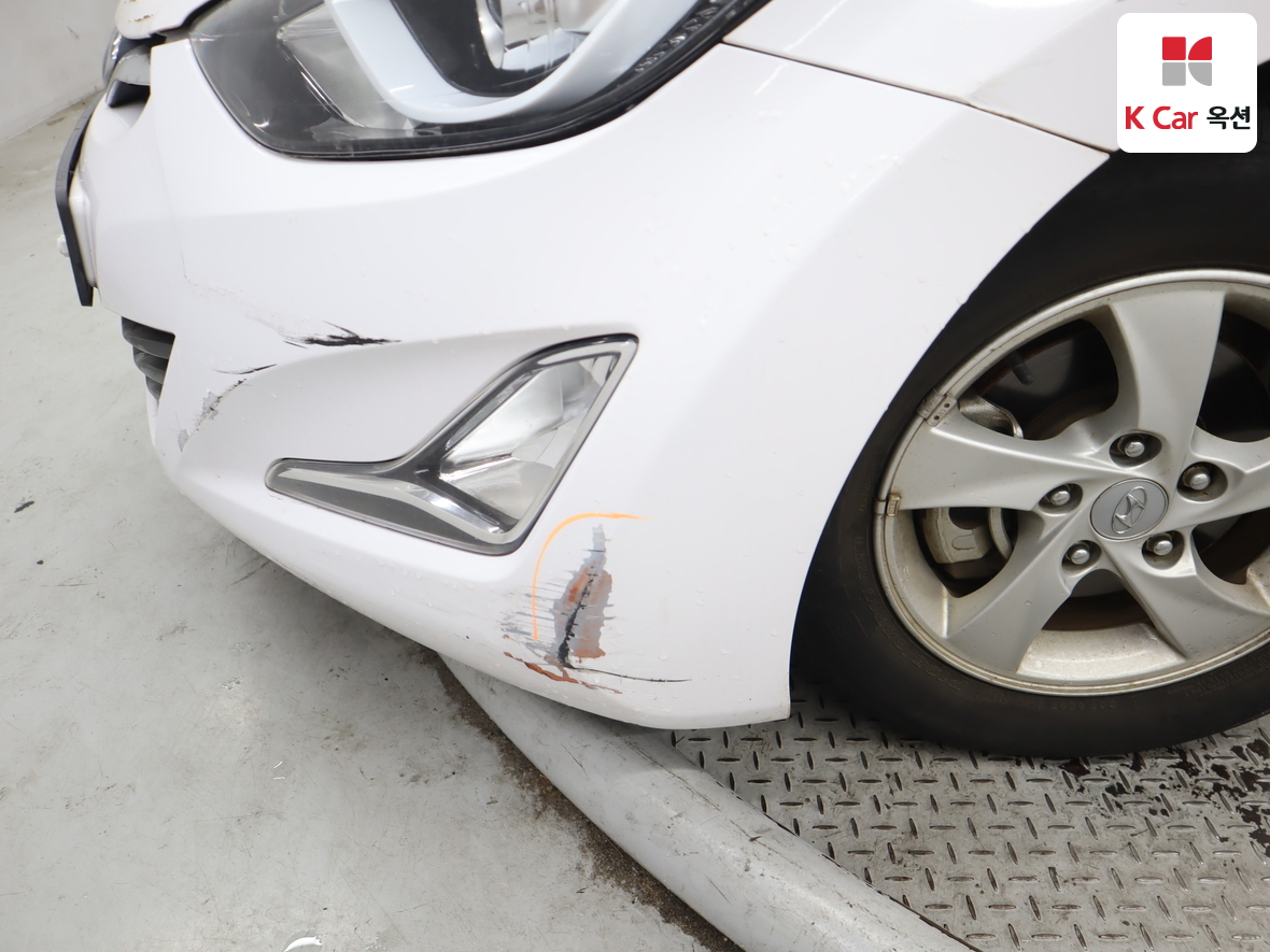 هيونداي إلانترا 2015 - صورة 33