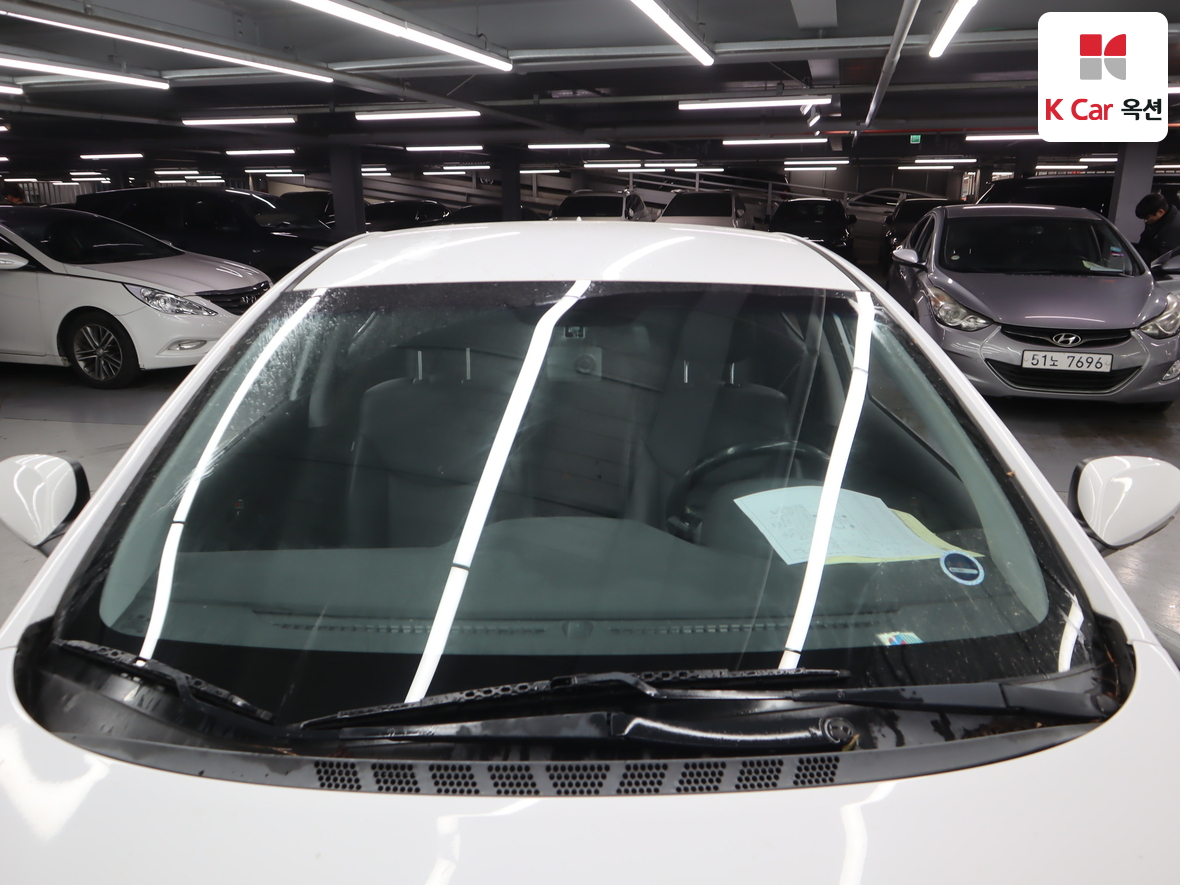 هيونداي إلانترا 2015 - صورة 31