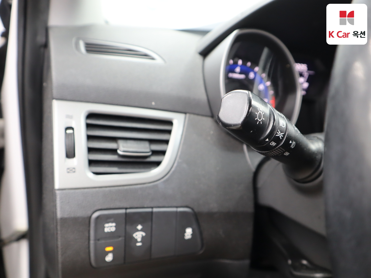 هيونداي إلانترا 2015 - صورة 9