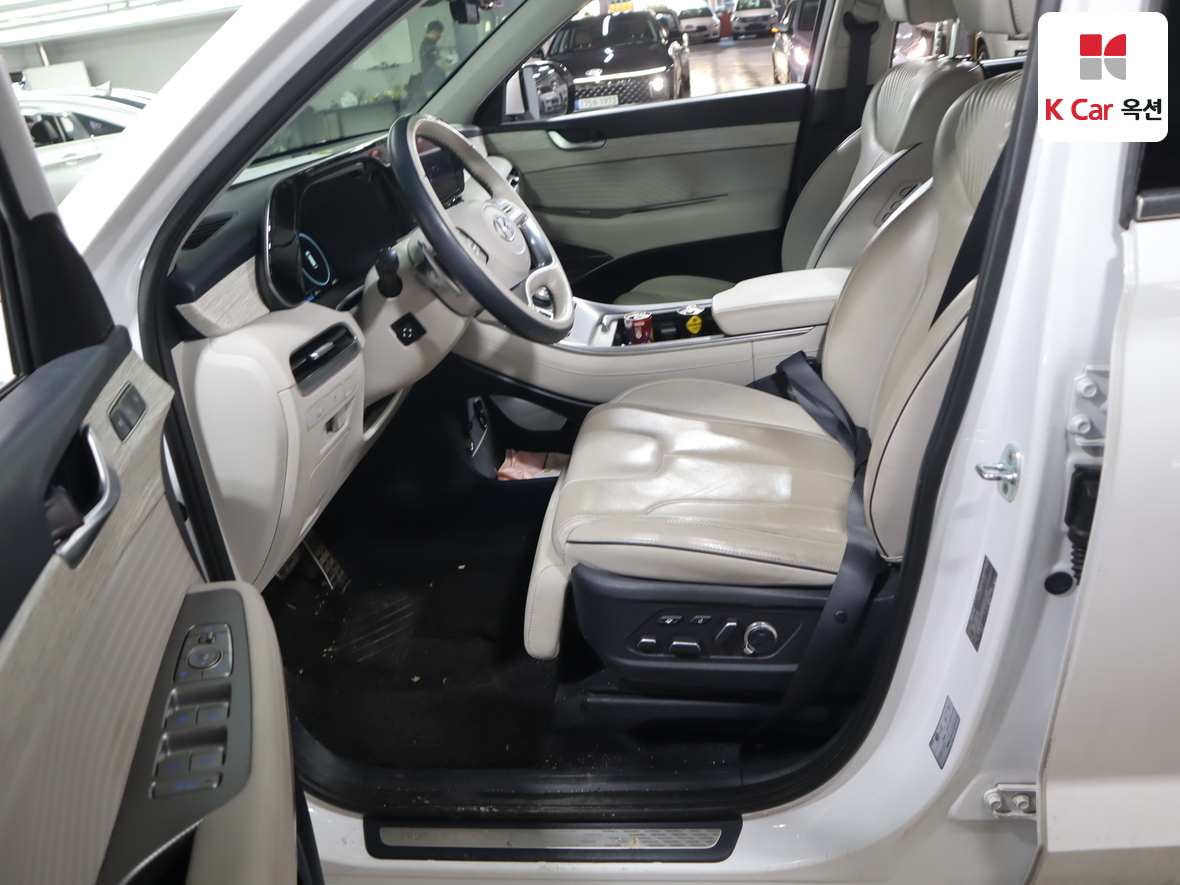 Hyundai Palisade 2023 - Image 18