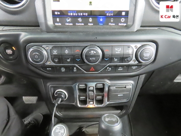 2022 - jeep wrangler
