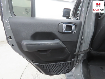 2022 - jeep wrangler