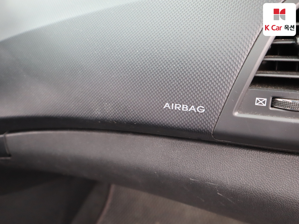 هيونداي أكسنت 2012 - صورة 28