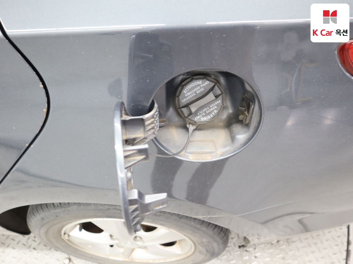 هيونداي أكسنت 2012 - صورة 22