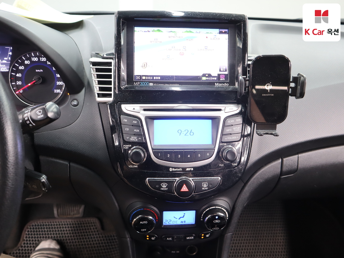 هيونداي أكسنت 2012 - صورة 6