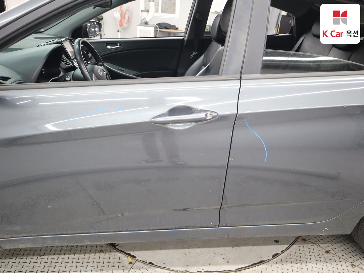 هيونداي أكسنت 2012 - صورة 37