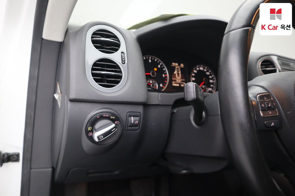 VOLKSWAGEN 티구안 2015 - 이미지 9