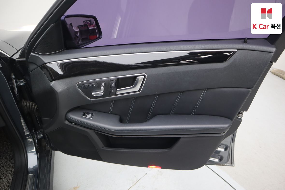 مرسيدس بنز إي كلاس 2014 - صورة 32