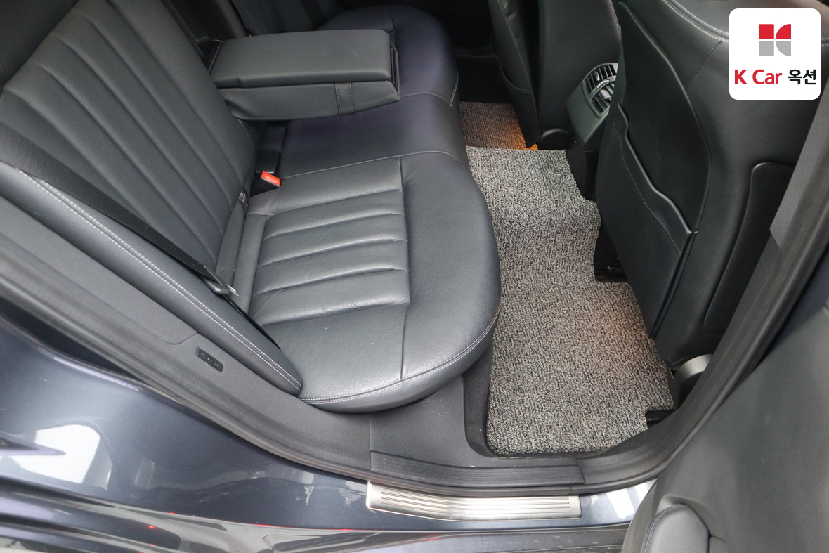 مرسيدس بنز إي كلاس 2014 - صورة 31