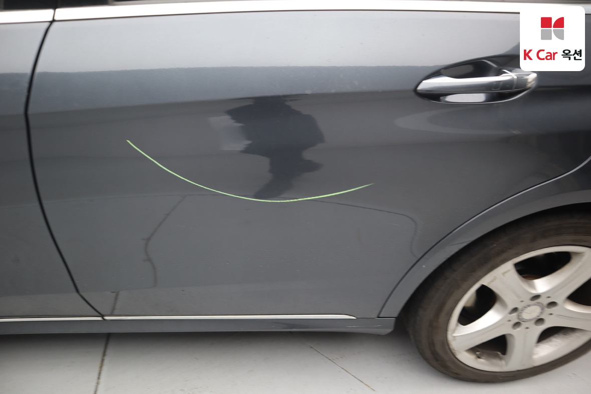 مرسيدس بنز إي كلاس 2014 - صورة 42