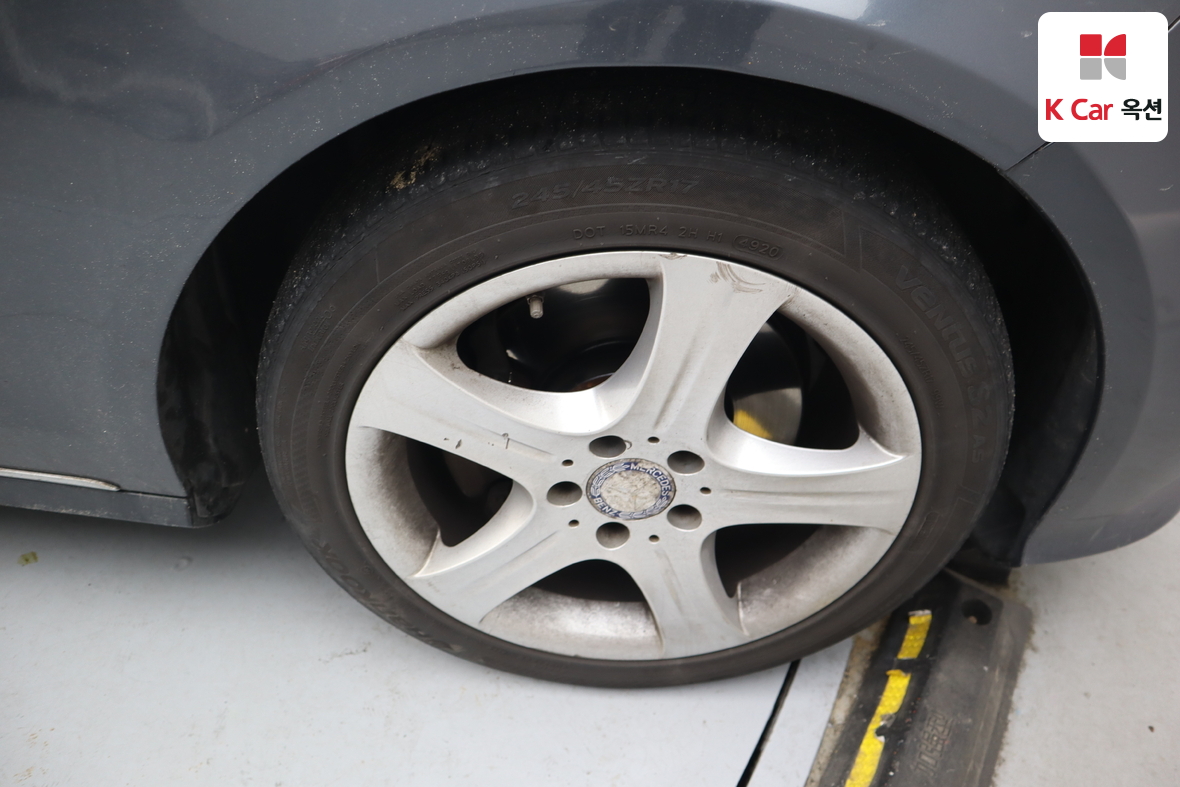 مرسيدس بنز إي كلاس 2014 - صورة 46