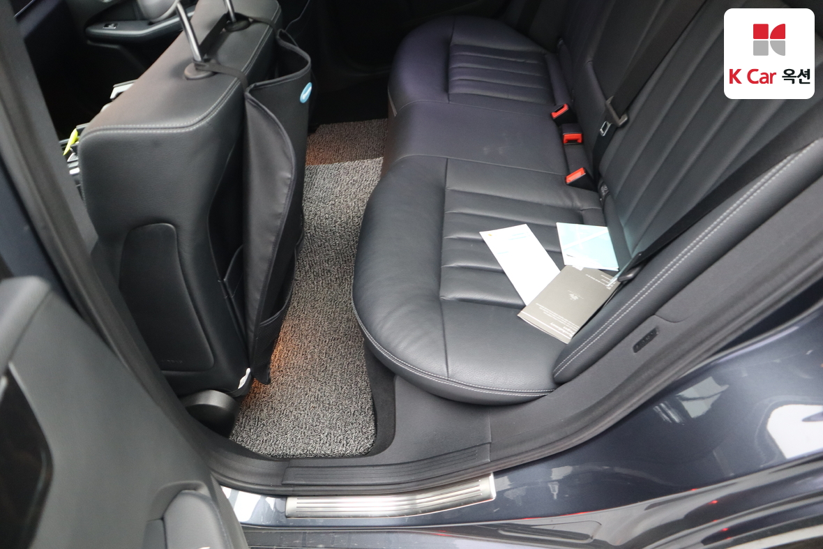 مرسيدس بنز إي كلاس 2014 - صورة 25