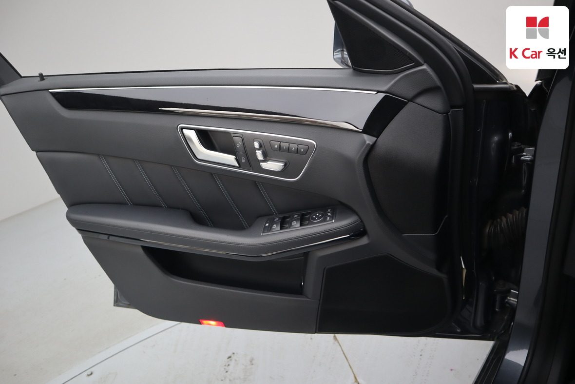 مرسيدس بنز إي كلاس 2014 - صورة 8