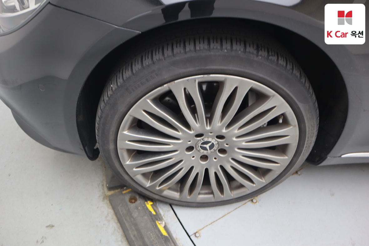 مرسيدس بنز إس كلاس 2017 - صورة 50