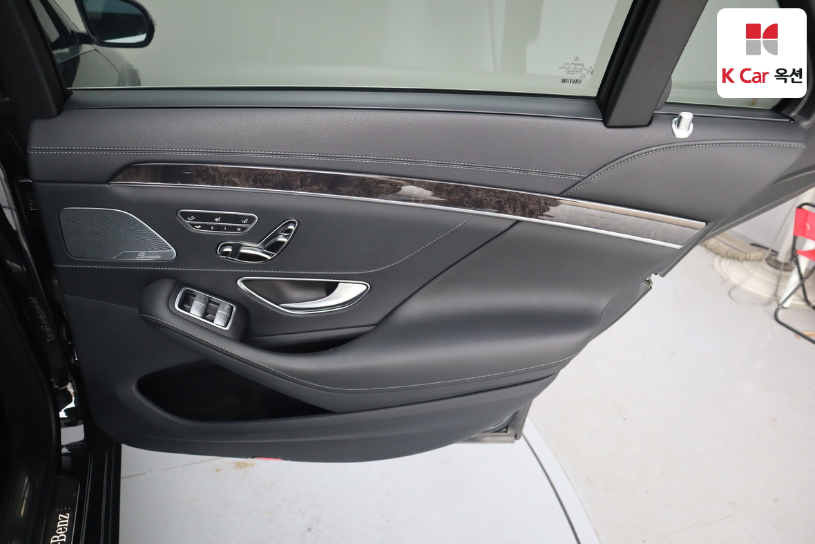 مرسيدس بنز إس كلاس 2017 - صورة 33