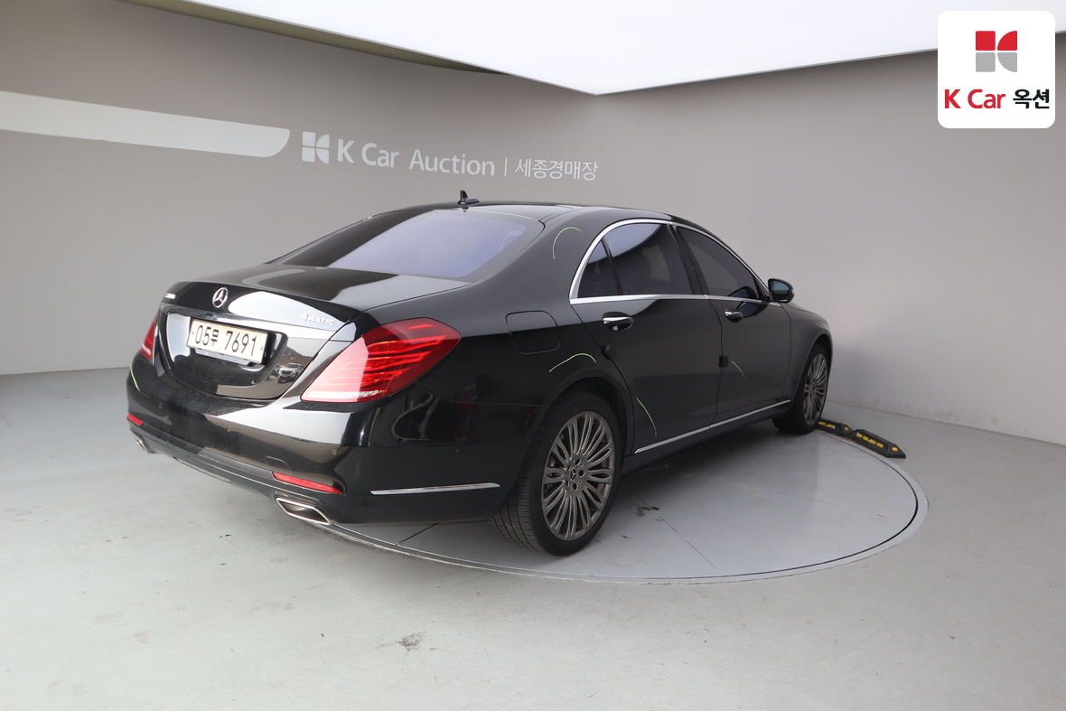 مرسيدس بنز إس كلاس 2017 - صورة 2