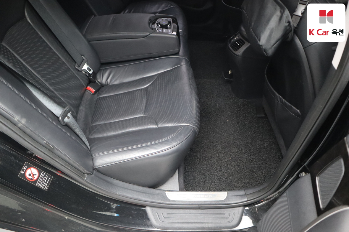 Hyundai AZERA 2011 - Image 26