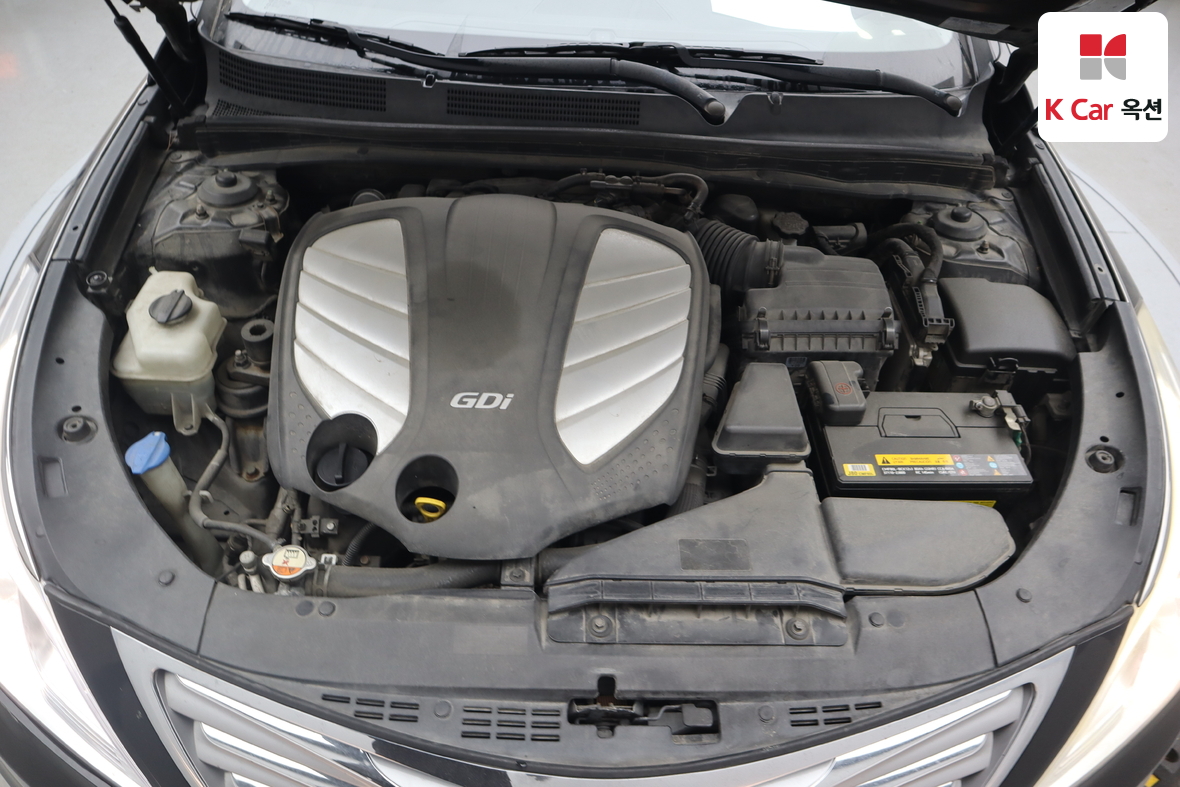 Hyundai AZERA 2011 - Image 31