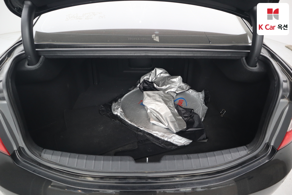 Hyundai AZERA 2011 - Image 24