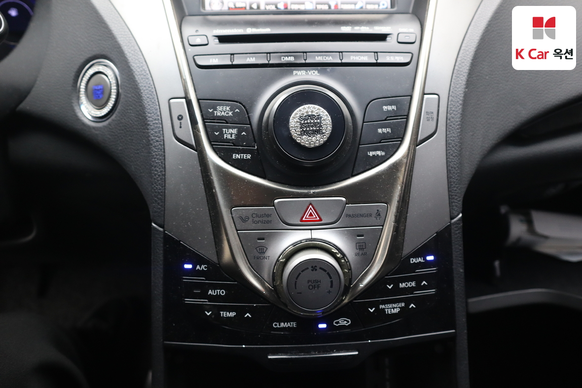 Hyundai AZERA 2011 - Image 14