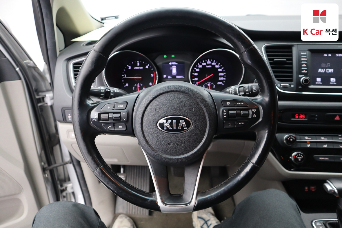 Kia New Carnival 2019 - Image 10