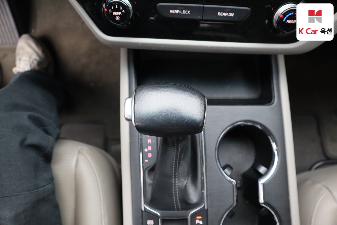 Kia New Carnival 2019 - Image 15