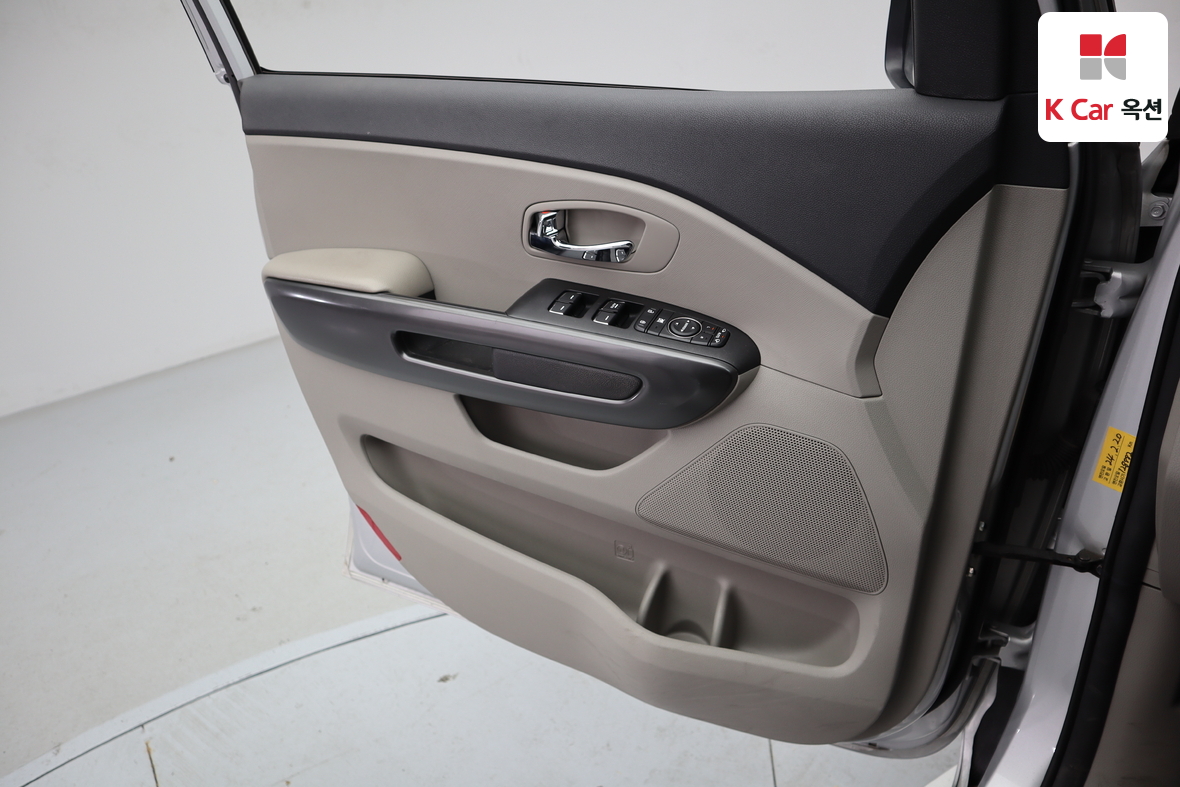 Kia New Carnival 2019 - Image 8