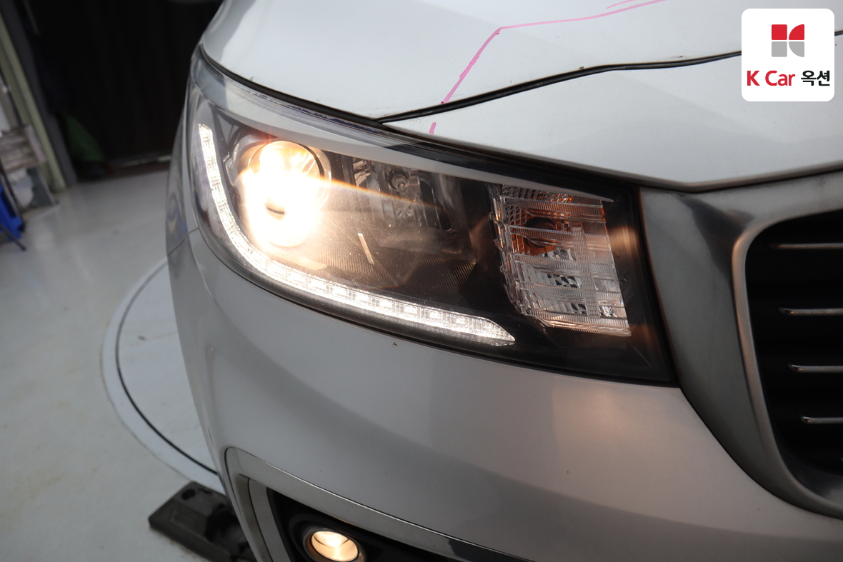 Kia New Carnival 2019 - Image 41