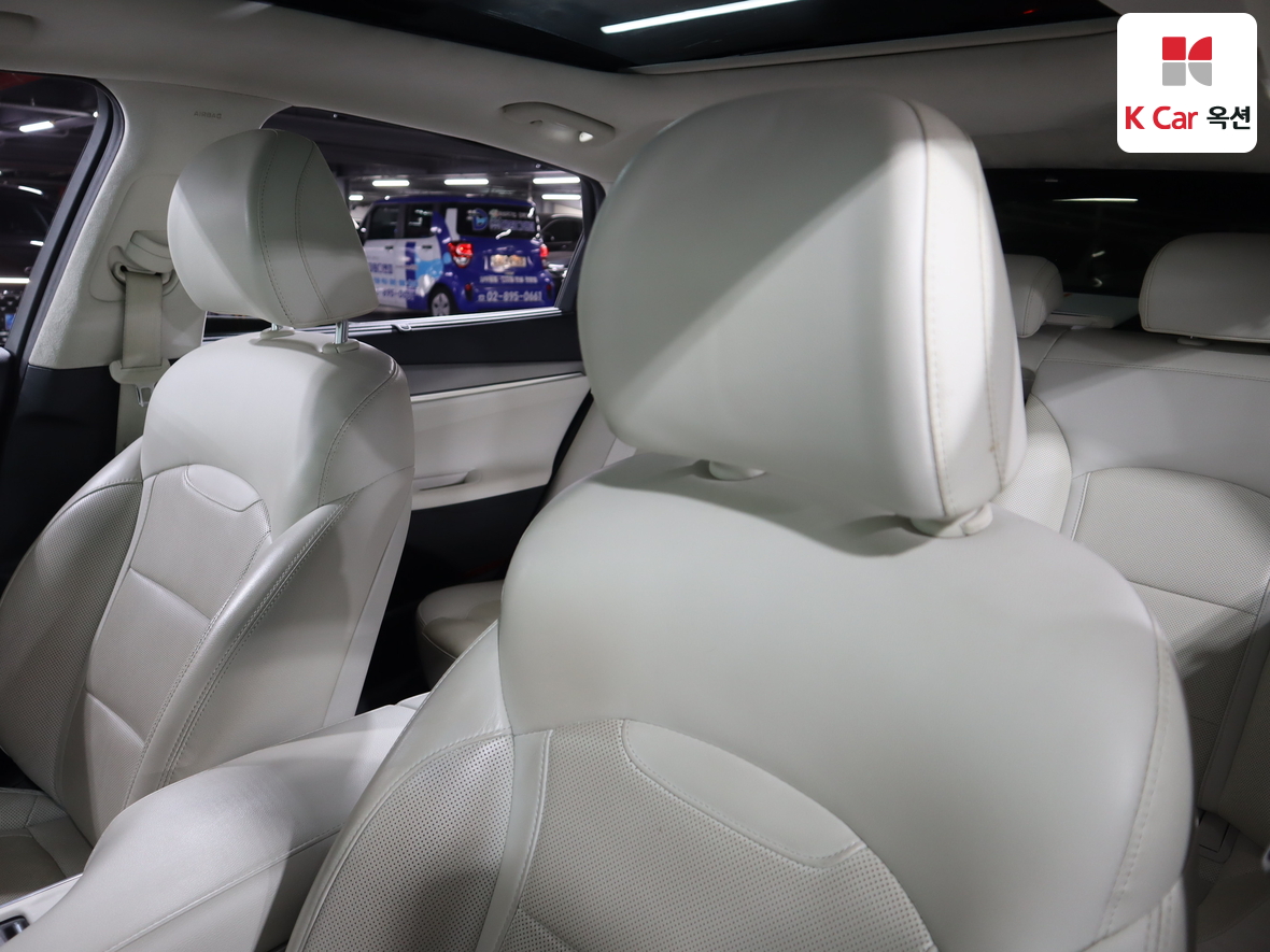 Hyundai Grandeur 2023 - Image 19