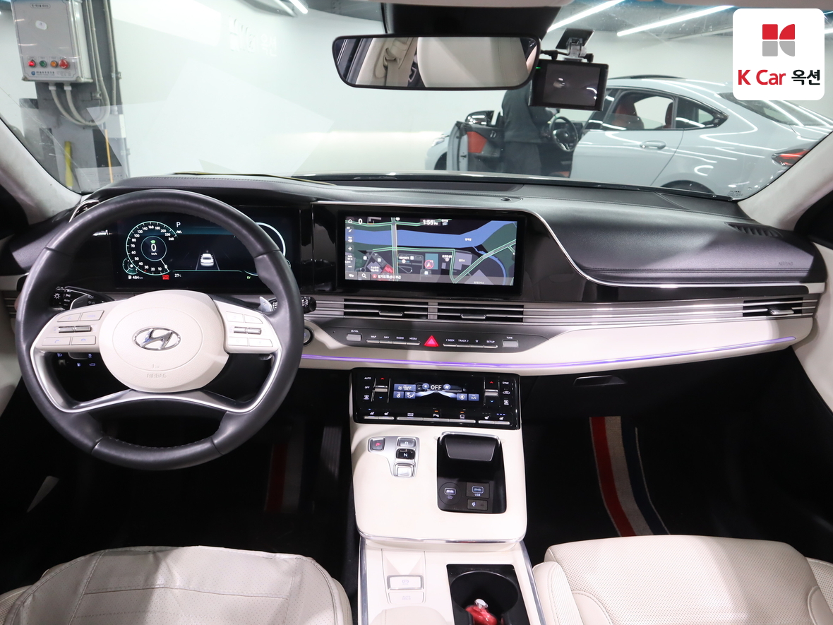 Hyundai Grandeur 2023 - Image 3