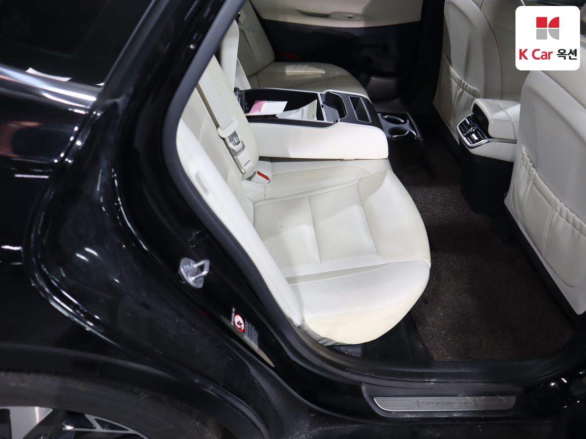 Hyundai Grandeur 2023 - Image 29