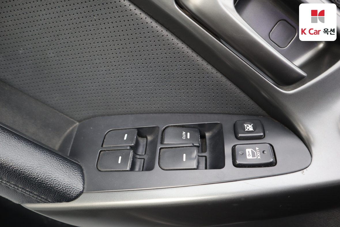 Kia Forte 2012 - Image 17