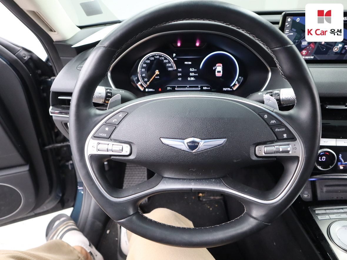 Genesis G80 - 10