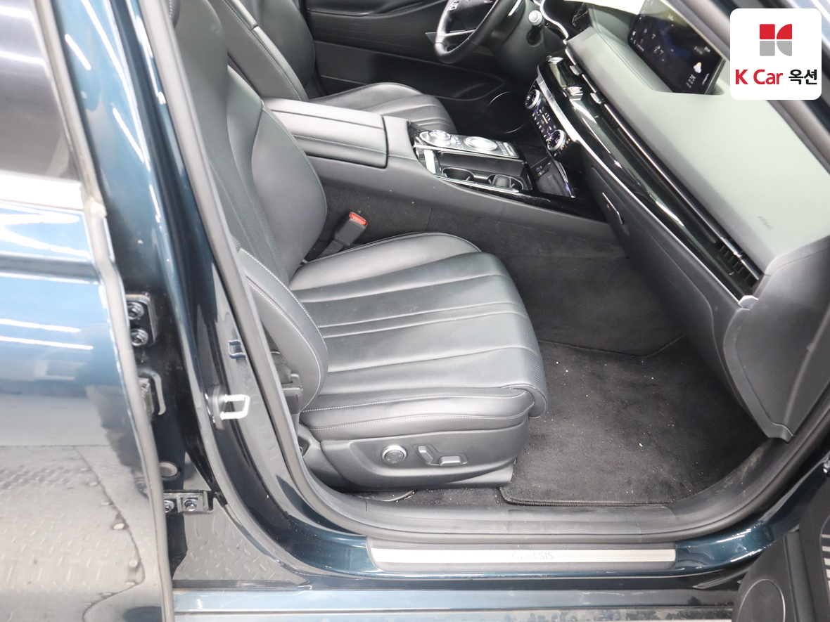 Genesis G80 - 29