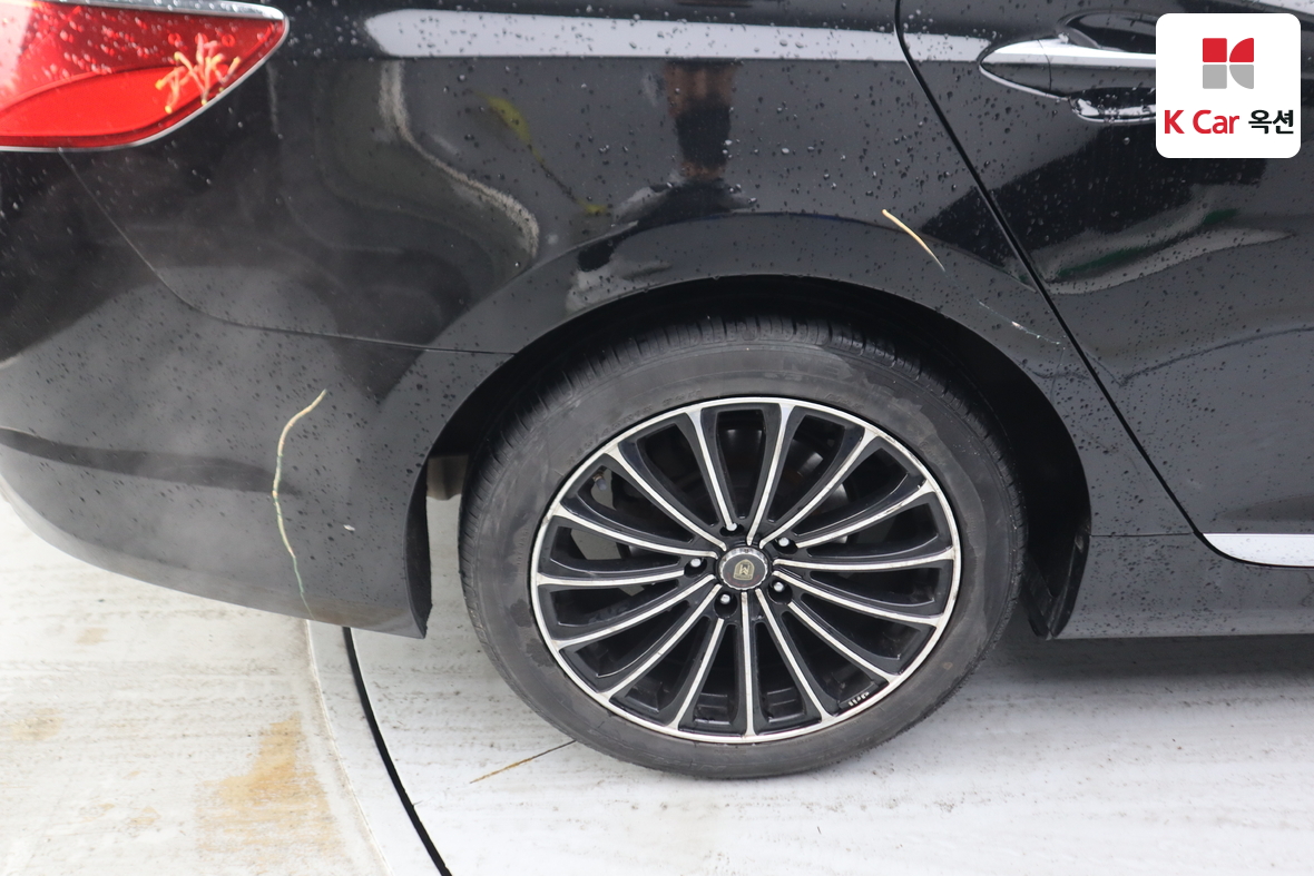 هيونداي أزيرا 2012 - صورة 39