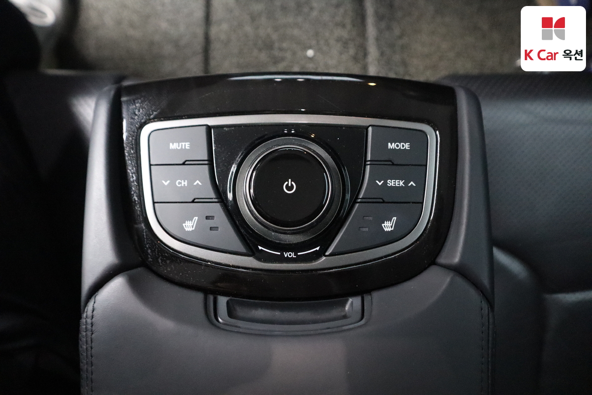 هيونداي أزيرا 2012 - صورة 22