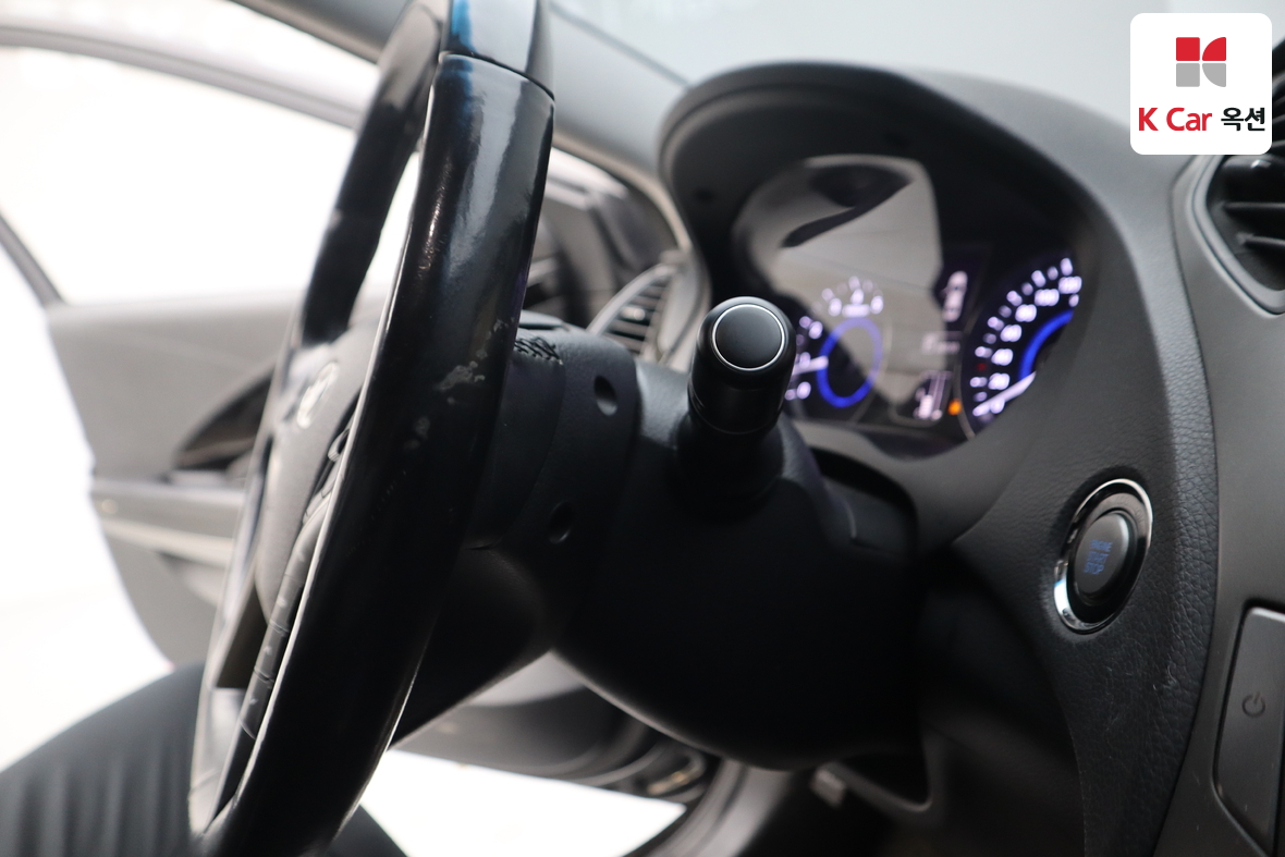 هيونداي أزيرا 2012 - صورة 11