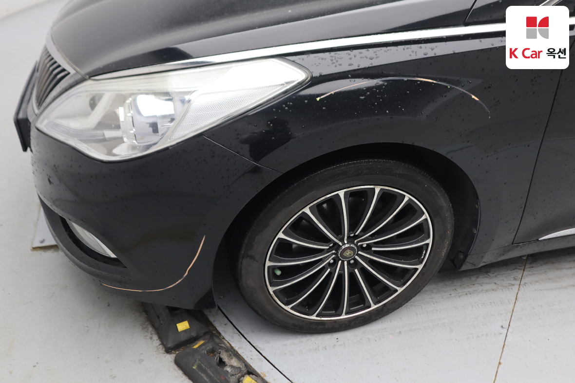 هيونداي أزيرا 2012 - صورة 35