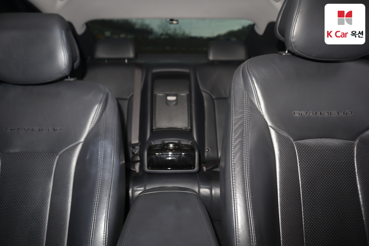 هيونداي أزيرا 2012 - صورة 17