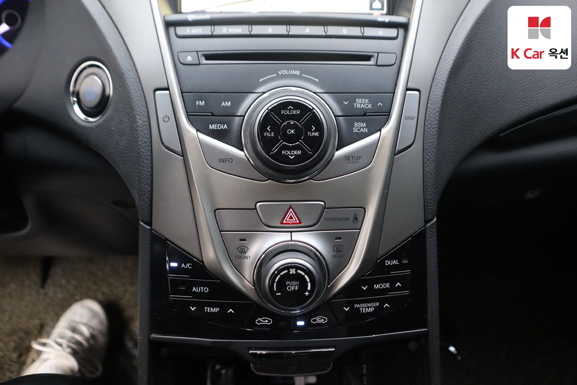 هيونداي أزيرا 2012 - صورة 14