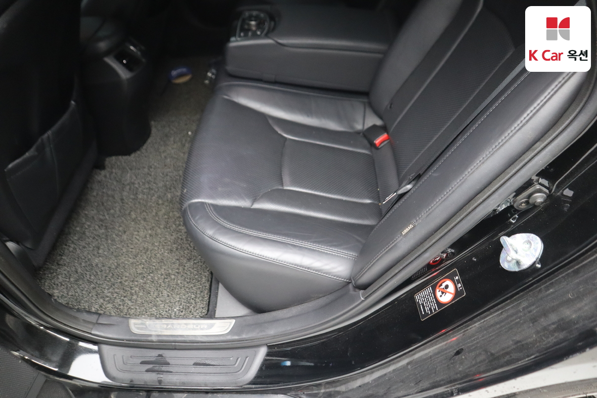 هيونداي أزيرا 2012 - صورة 21