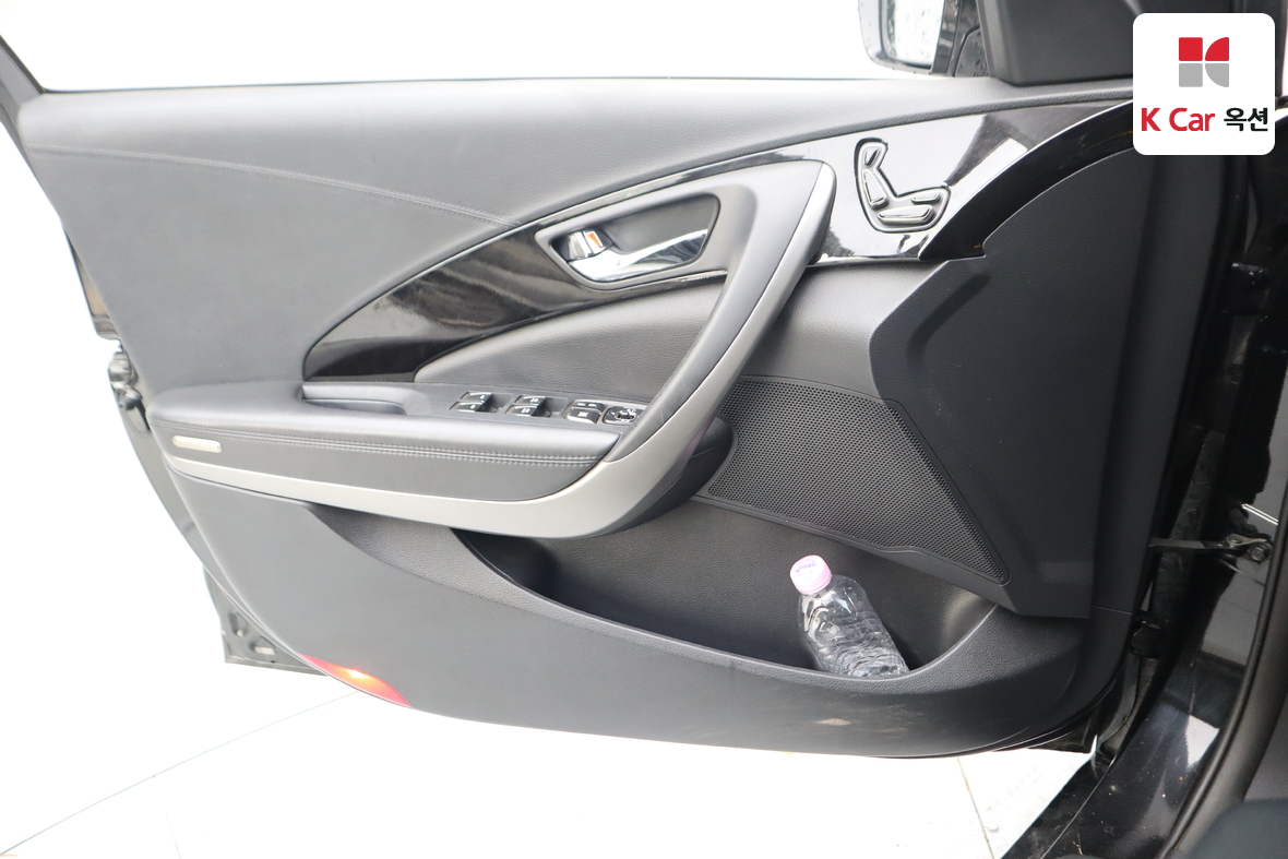 هيونداي أزيرا 2012 - صورة 8