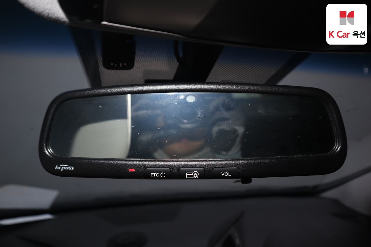 هيونداي أزيرا 2012 - صورة 12