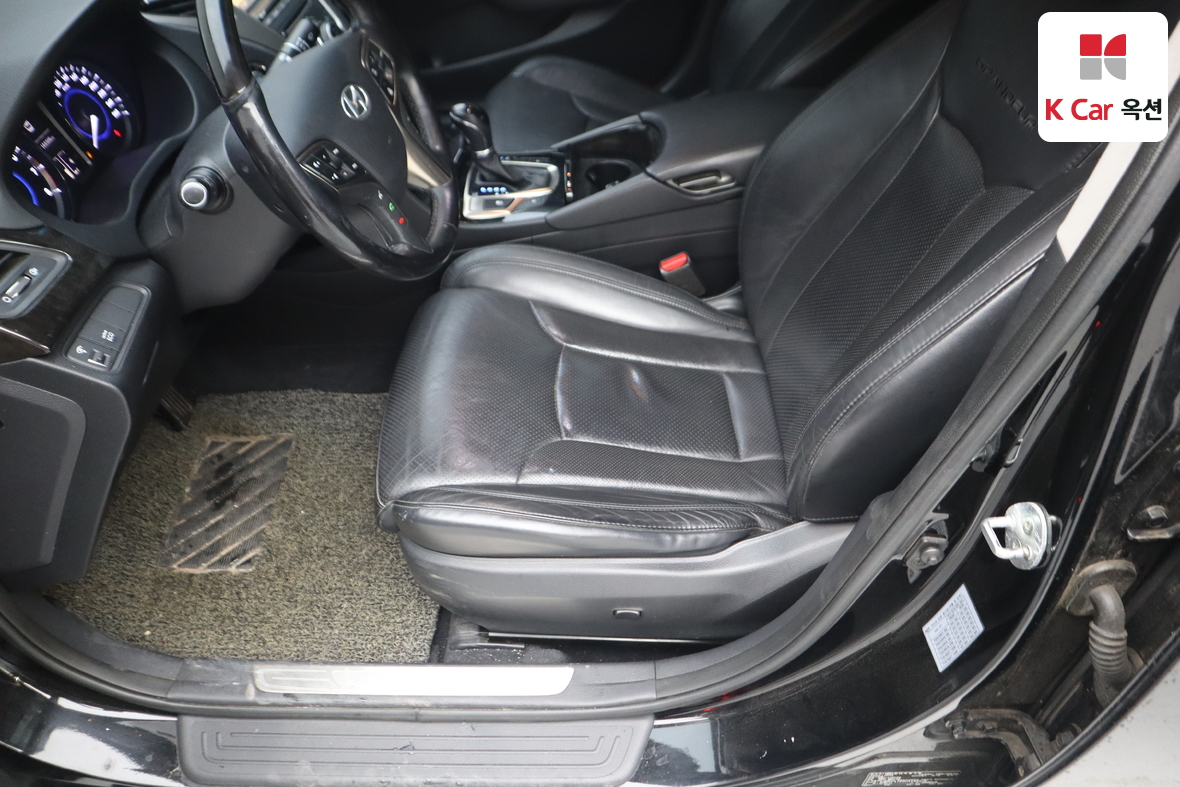 هيونداي أزيرا 2012 - صورة 18